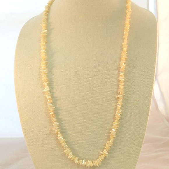 Vintage Necklace Mother of Pearl White Creamy Nuggets 1 Strand 34" - Picture 4 of 6